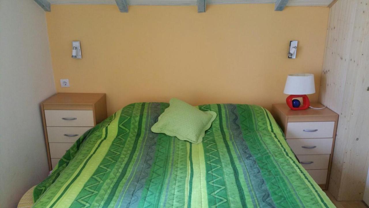 Tri Palme Apartman Prvic Sepurine Kültér fotó